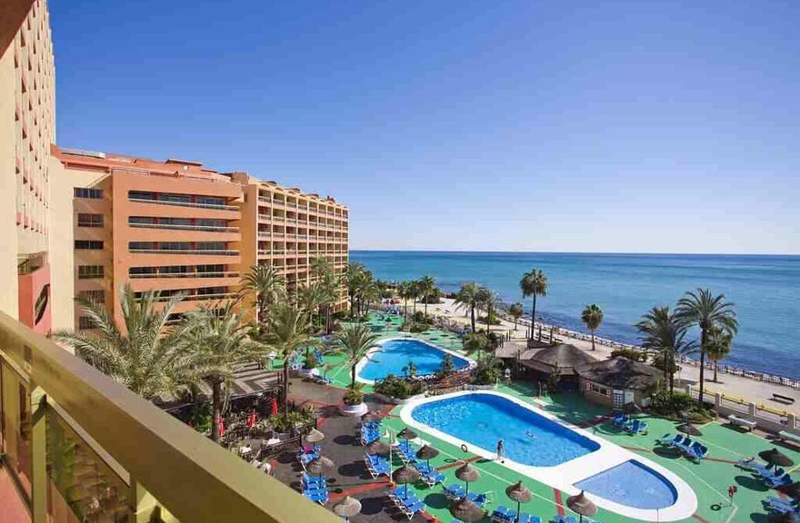 Sunset Beach Club Hotel