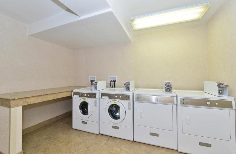 Comfort Inn Arlington Boulevard In Virginia North America