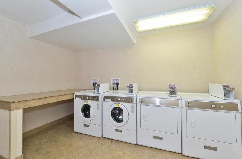 Comfort Inn Arlington Boulevard In Virginia North America